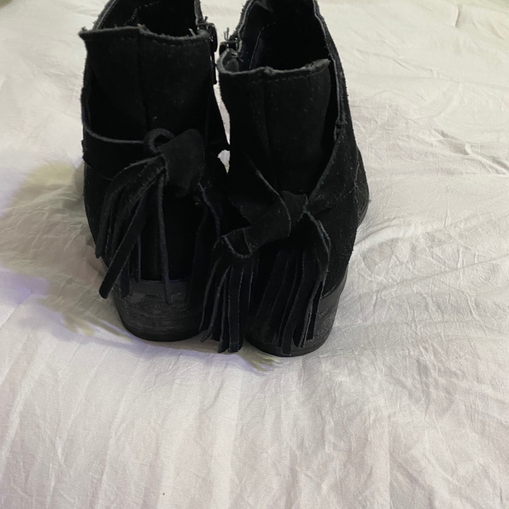 Booties - Picture 3 of 4